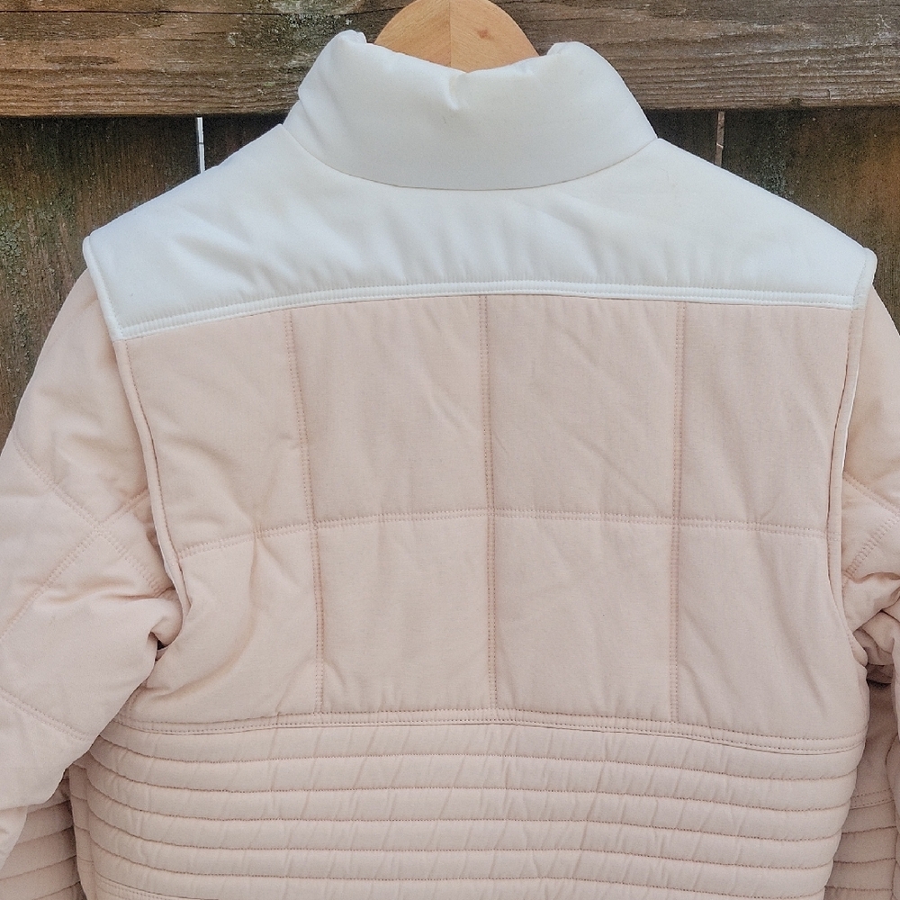 Authentic Vintage Chanel Quilted Two-Tone Ski Jacket Euro size 38 - Picture 7 of 16